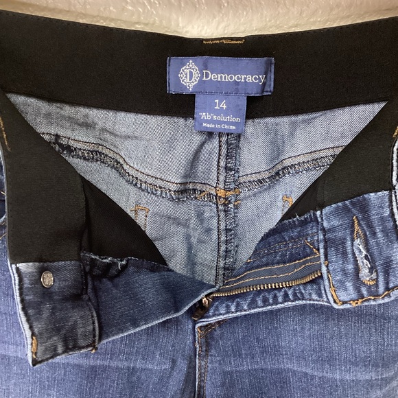 Democracy "Ab"solution Cuffed Indigo Ankle jeans - Picture 4 of 16
